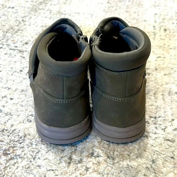 CLARKS Breeze Dusk Ankle Boot Womens 7 Olive Green Zippered Booties - Picture 5 of 11